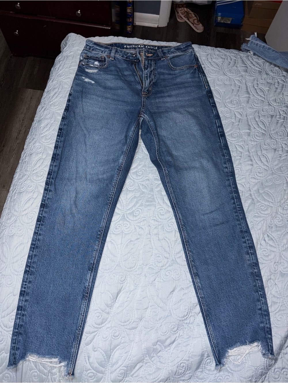 American Eagle Outfitters Women's Medium Blue Distressed Skinny Jeans